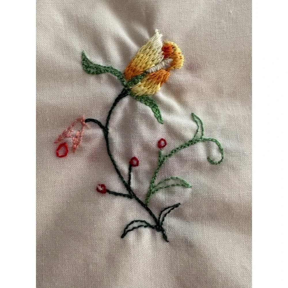 Vintage Embroidered Tablecloth Flowers & Vines Large 64